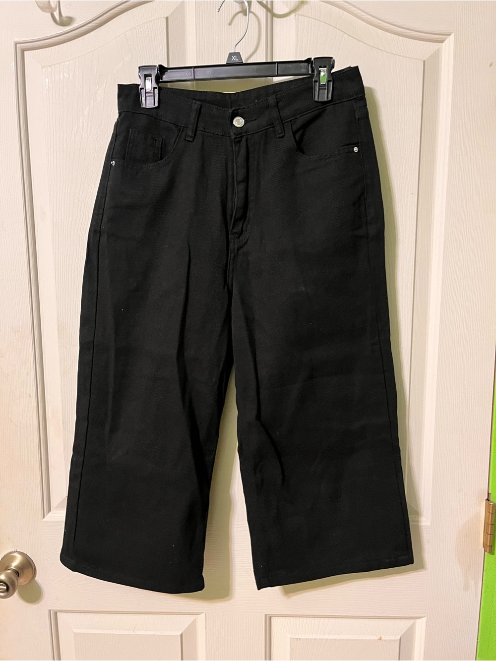 SHEIN Cropped Flare Jeans Bundle- Women’s Size M (Black & White)